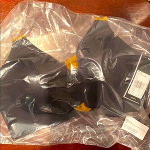 Ivy Park Drip 2 Black Bra / Ivy Park x Adidas